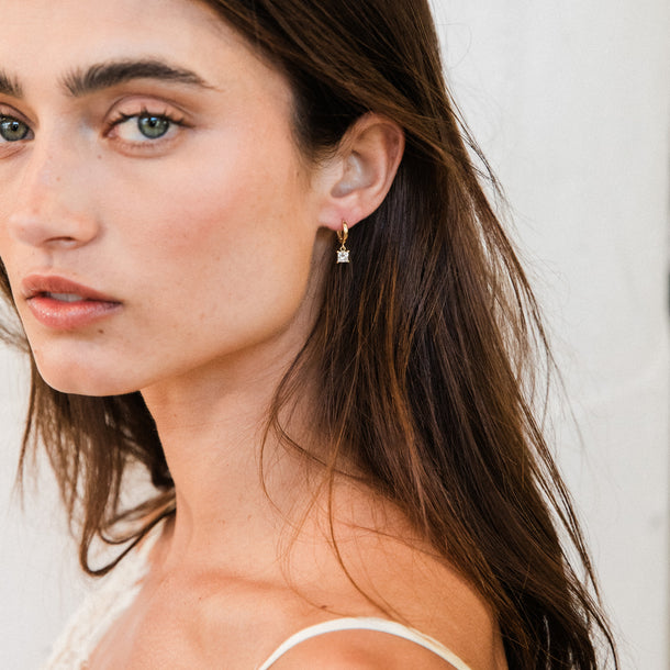 House Of Harlow Small Princess Diamond Shaker Huggies