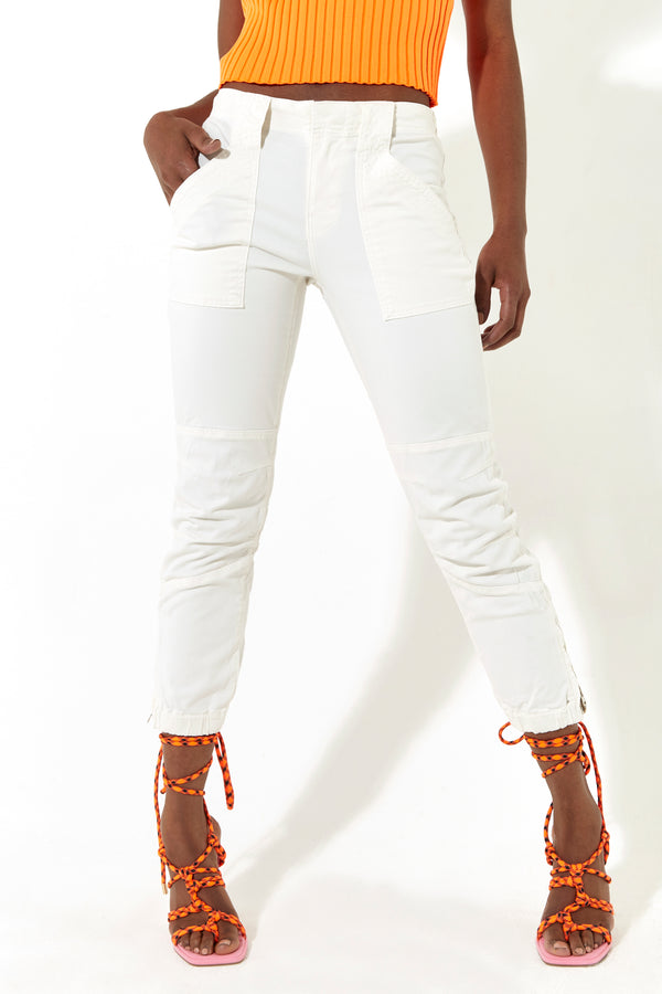 house of holland House of Holland Off White Skinny Cropped Trousers With a Pocket Detail and Metal Zip Detail
