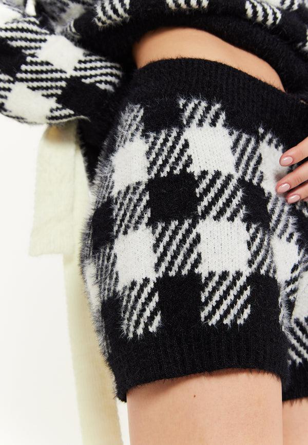 House Of Holland House Of Holland Shorts Black And White Check