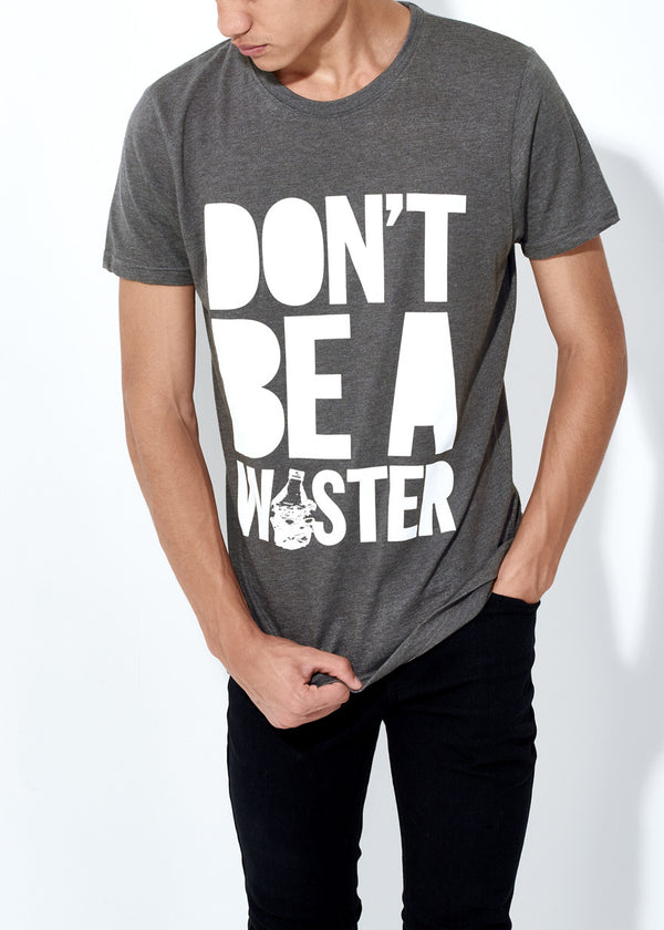 House Of Holland House Of Holland Unisex "Waster" T-Shirt & Brita Fill&go Water Bottle