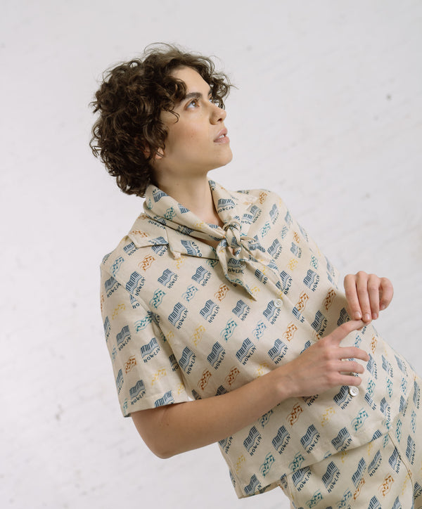 Howlin Cocktails For The Girls Please Shirt - Sand Howlin' Piano Hemp Print (Women)