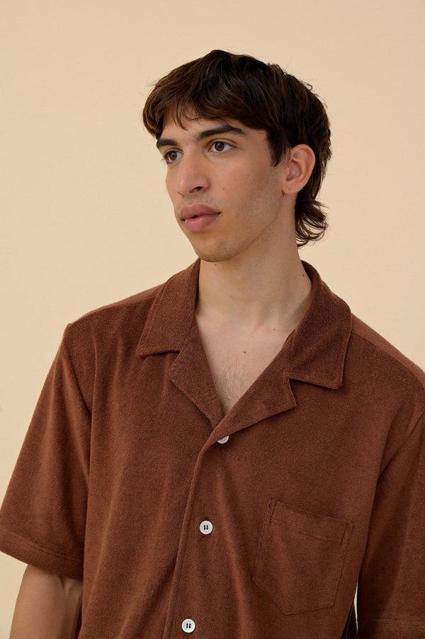 Howlin Cocktail In Towel - Walnut