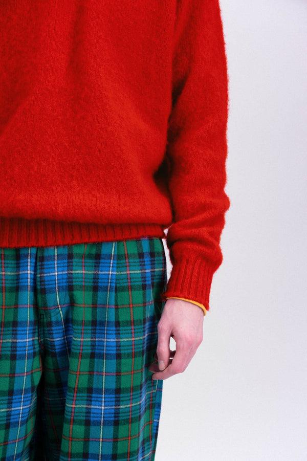 Howlin Shaggy Bear - Lava