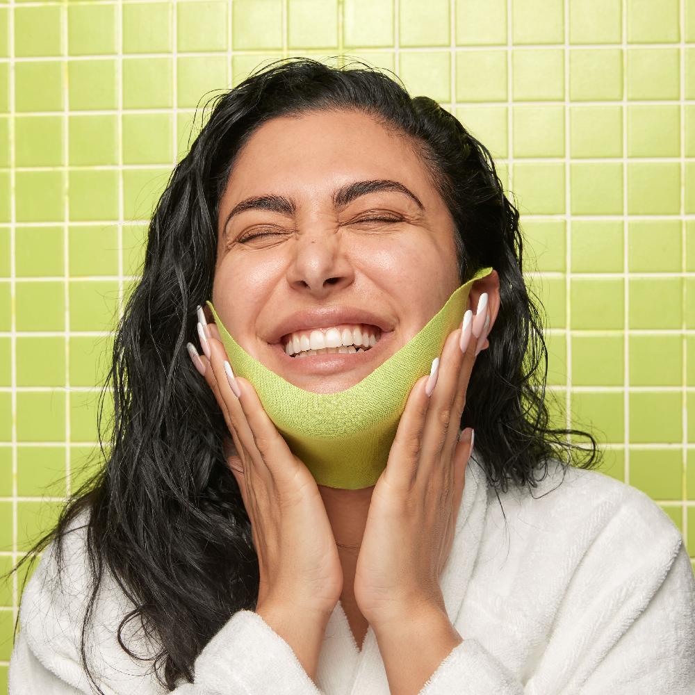 Huda Beauty Chin Lift Peptide & Niacinamide Sculpting Sheet Mask