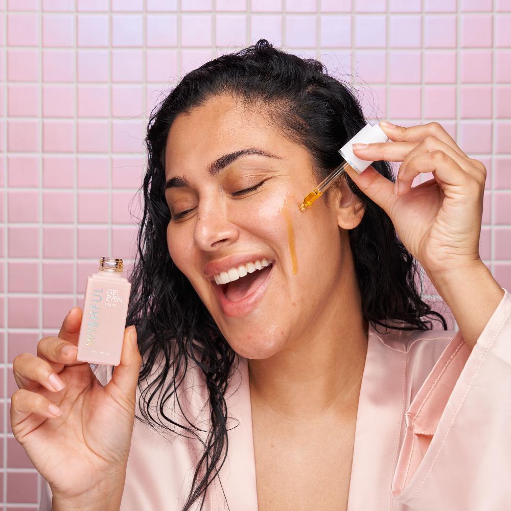 Huda Beauty Get Even Rose Oil