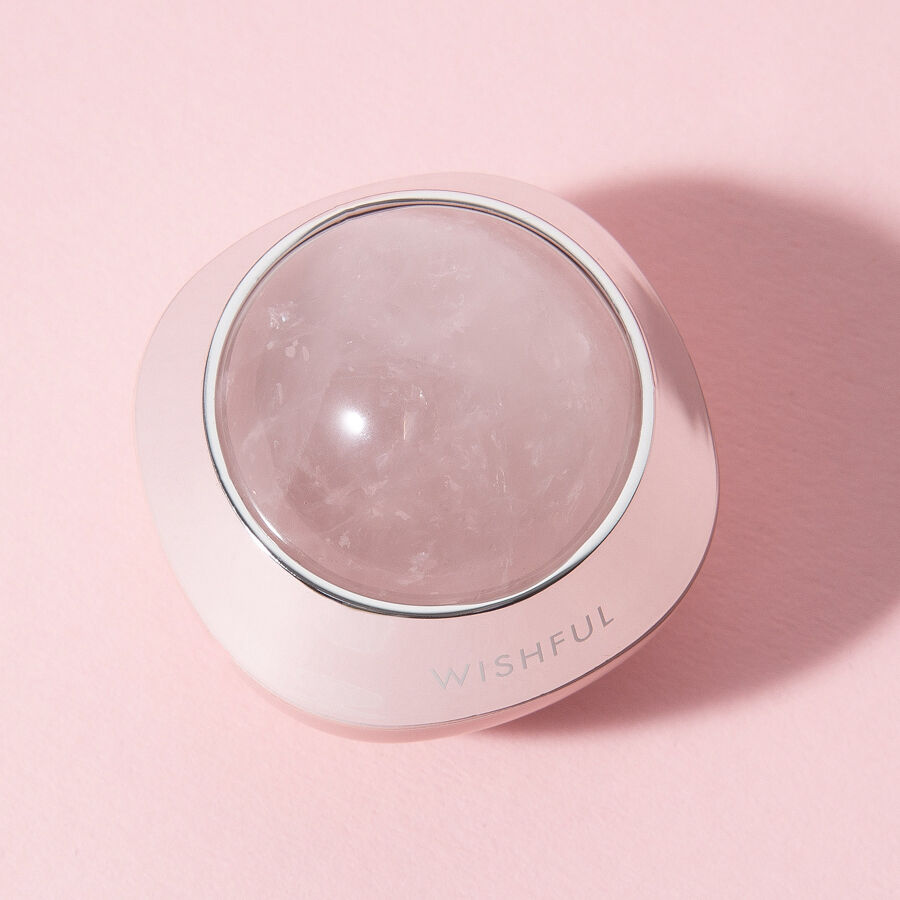 Huda Beauty Rose Quartz Depuffing & Sculpting Roller
