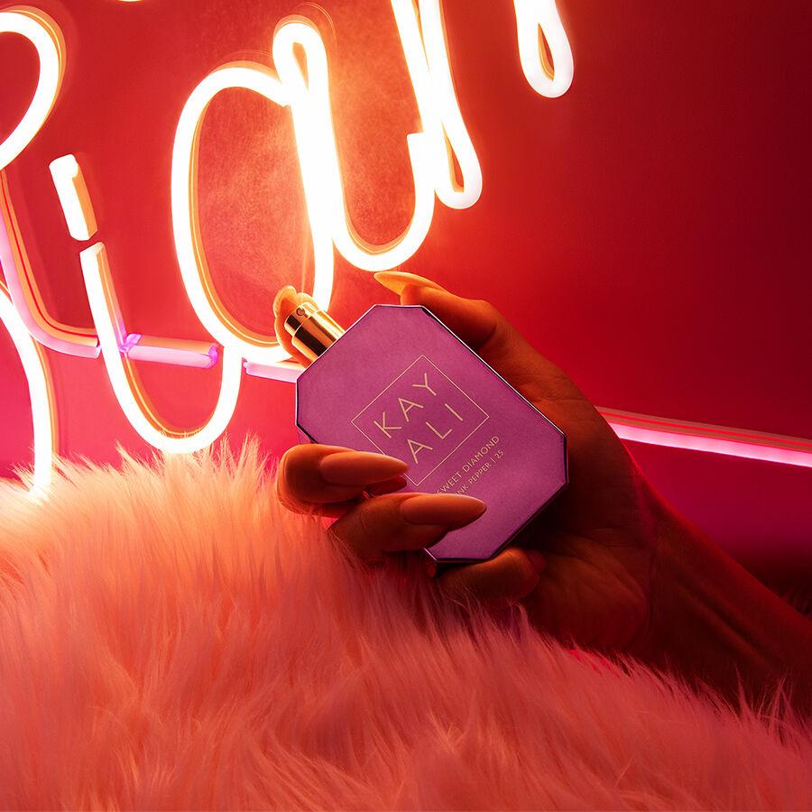 Huda Beauty Sweet Diamond Pink Pepper | 25