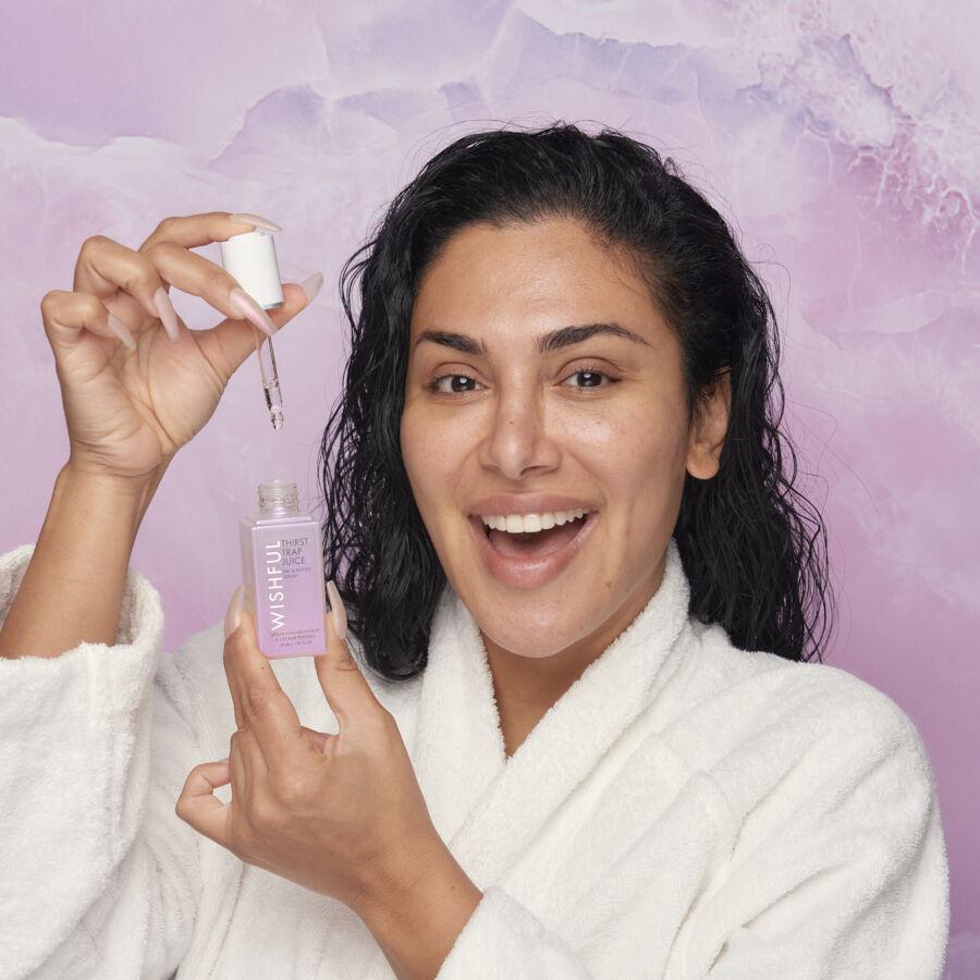 Huda Beauty Thirst Trap Juice HA3 Peptide Serum