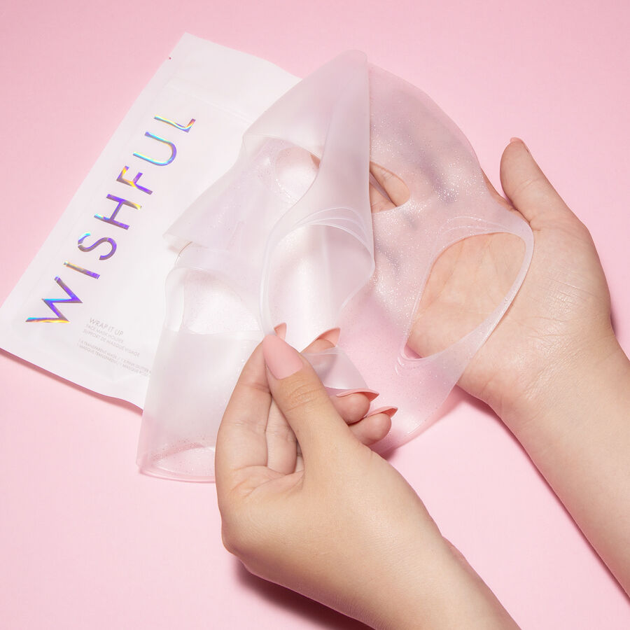 Huda Beauty Wrap It Up Face Mask Holder