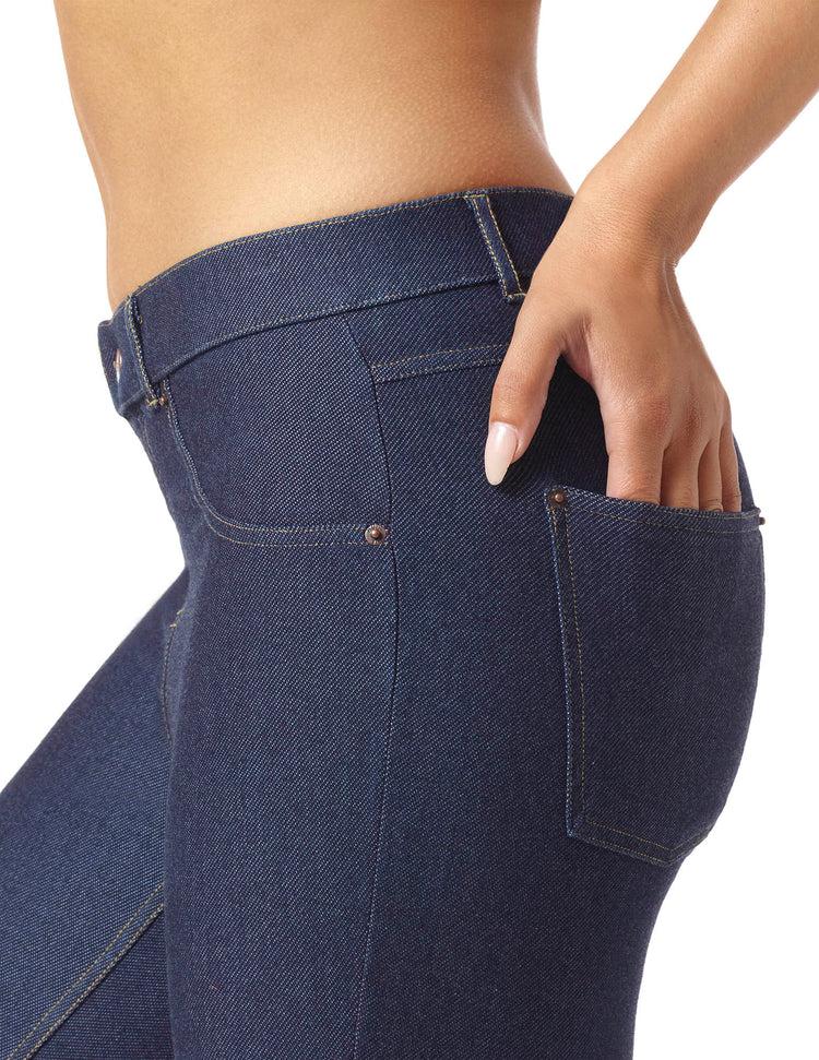 Hue Essential Denim Mid-Rise Capri