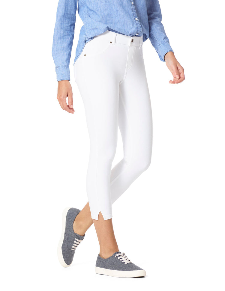 hue Essential Denim Mid-Rise Capri