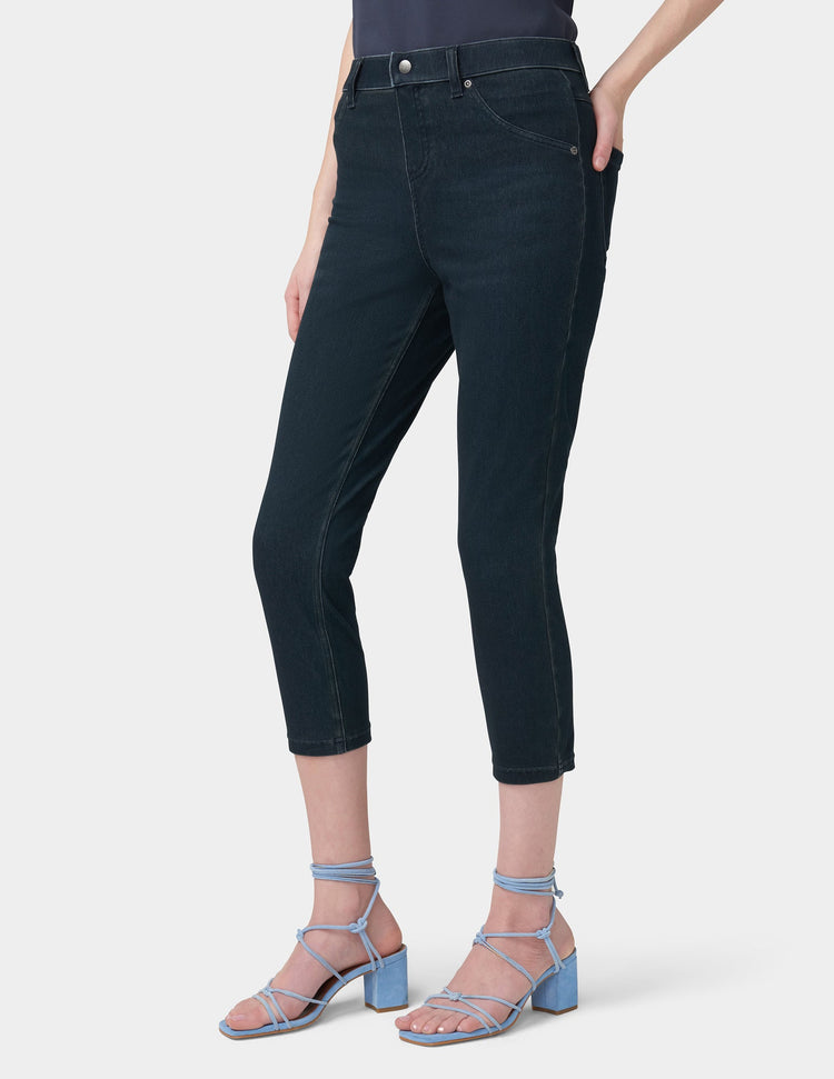 Hue Hi-Rise Ultra Soft Denim Capri Legging
