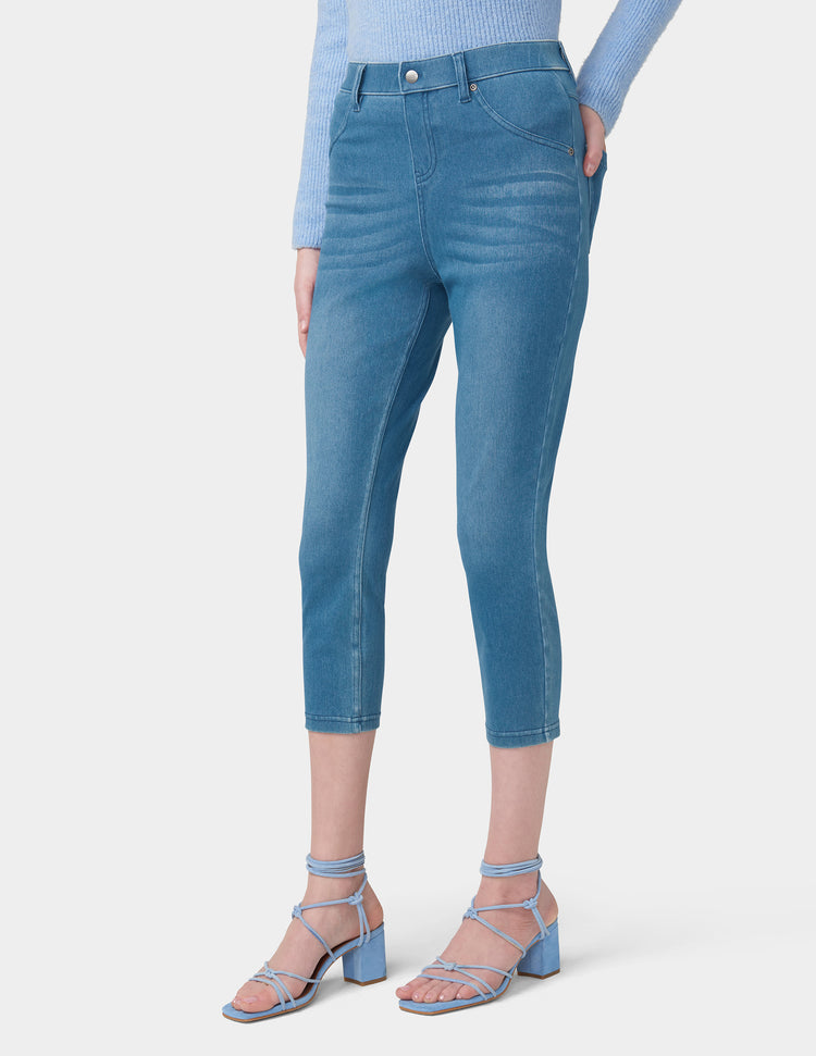 Hue Hi-Rise Ultra Soft Denim Capri Legging