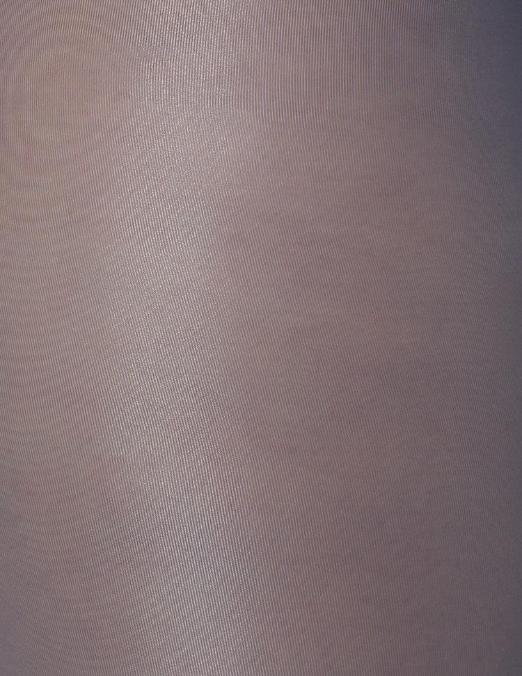 Hue Ultimate Silk Tight