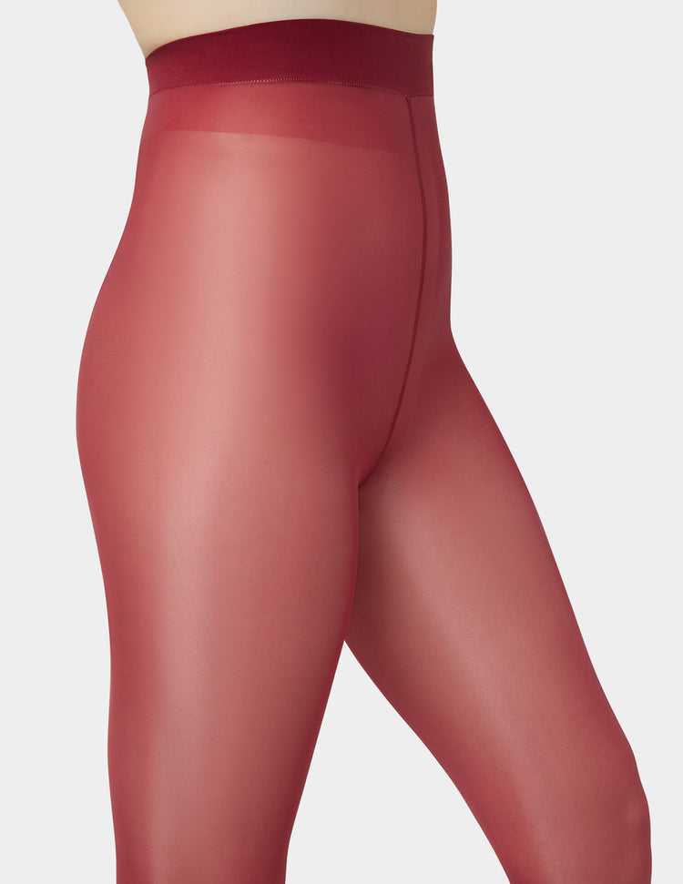 Hue Ultimate Silk Tight