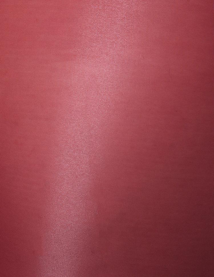 Hue Ultimate Silk Tight
