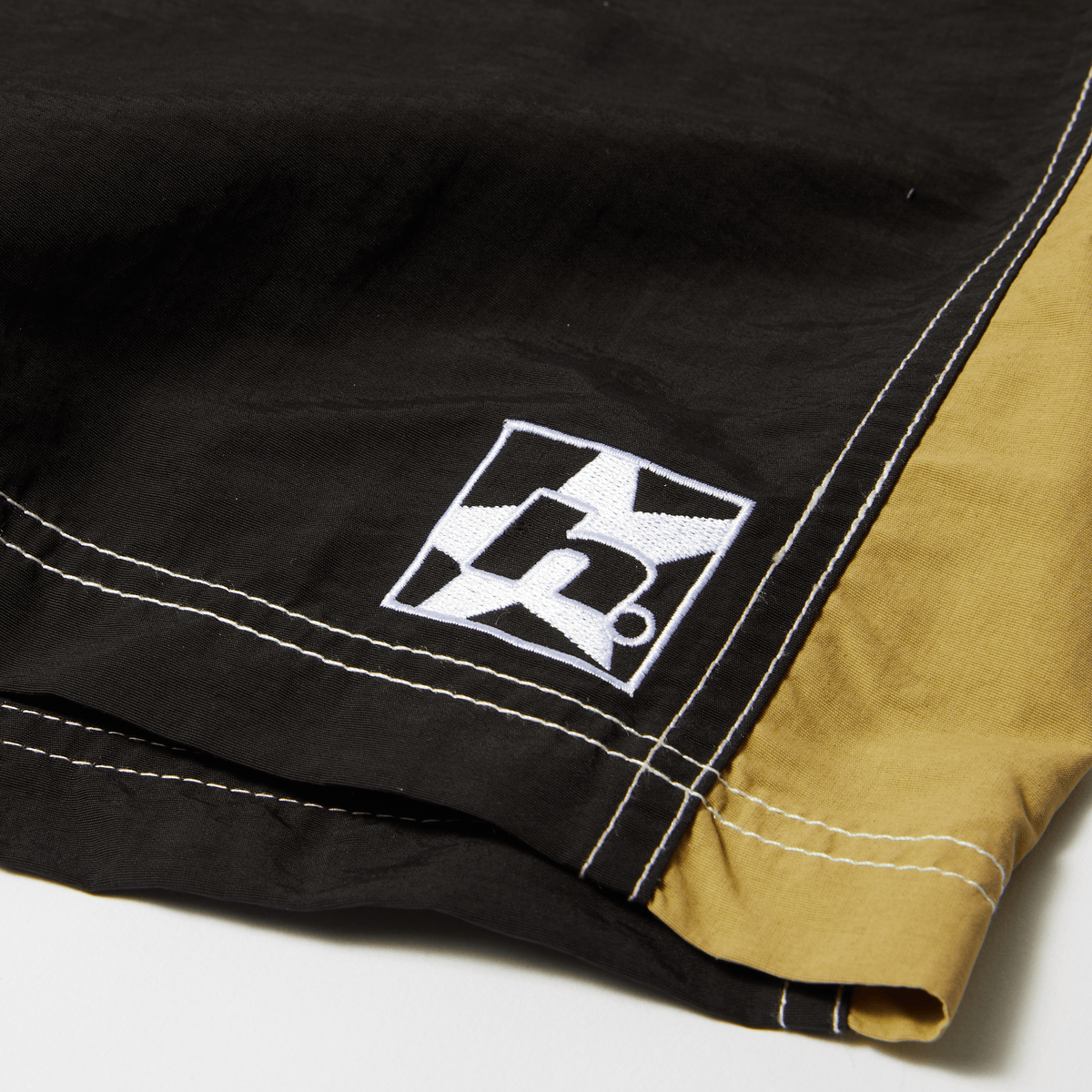 Huf High Tide Trunk