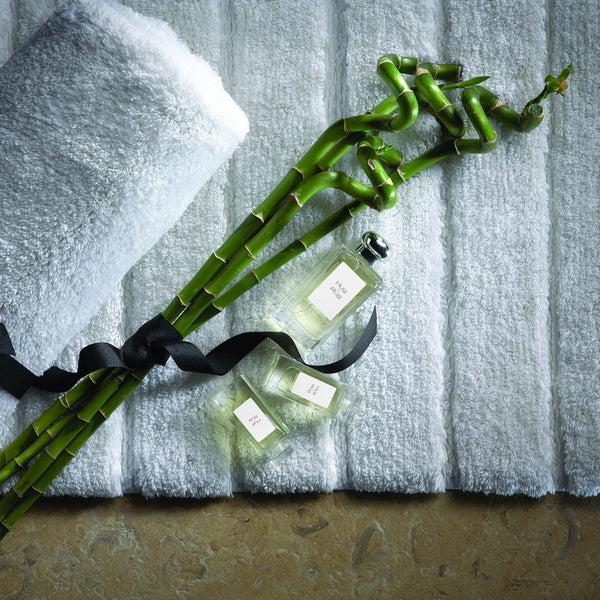 Hug Rug Bamboo Stripe White Bathmat