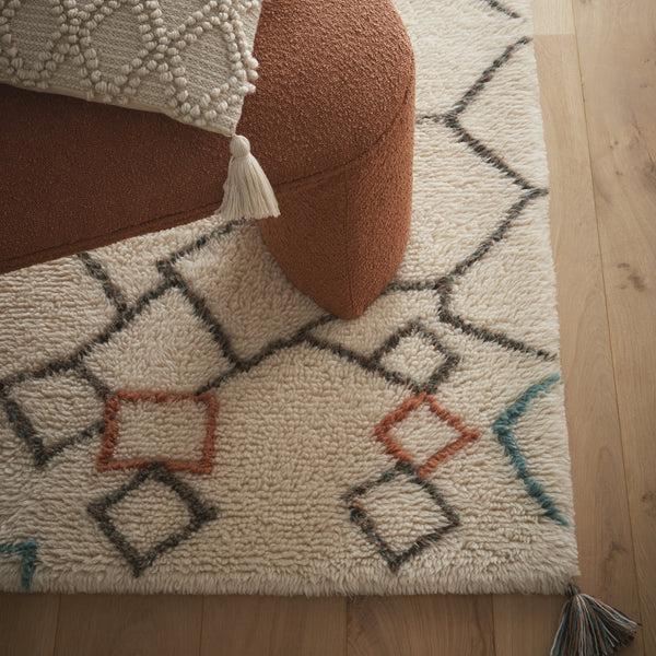 hug Rug Berber Knotted Chain Rug Ivory/Multi