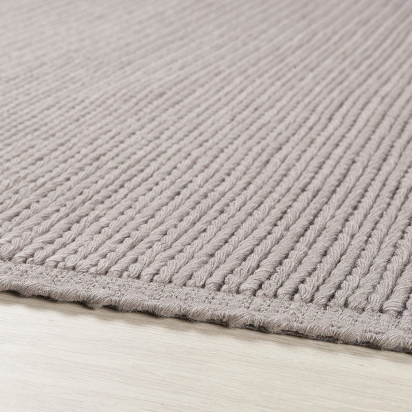 Hug Rug Cable Rug Warm Grey