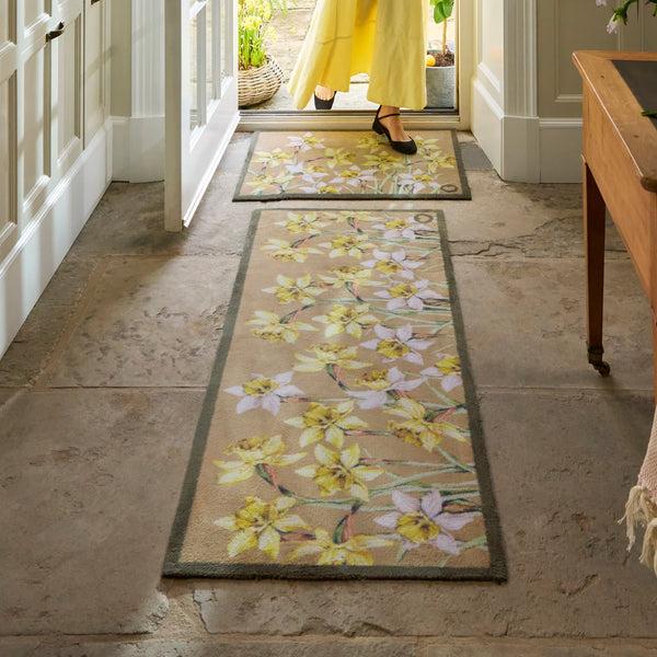 Hug Rug Daffodil Blooms Washable Doormat