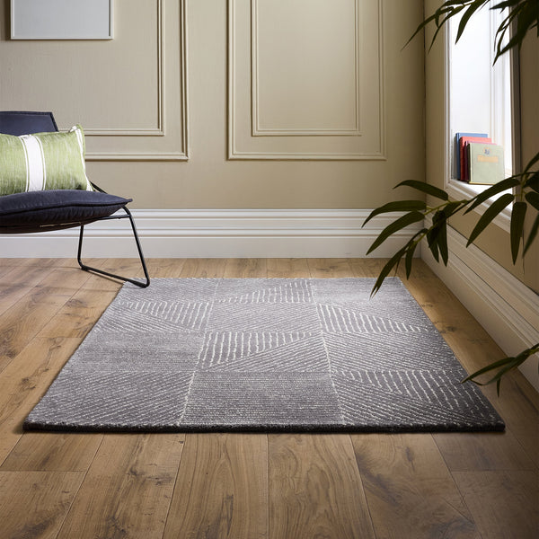 Hug Rug Geometric Rug Charcoal