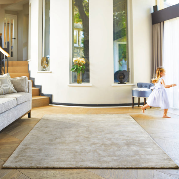 Hug Rug Karma Rug Mink