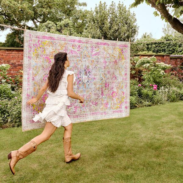 Hug Rug Neo Classical Eco-Washable Rug