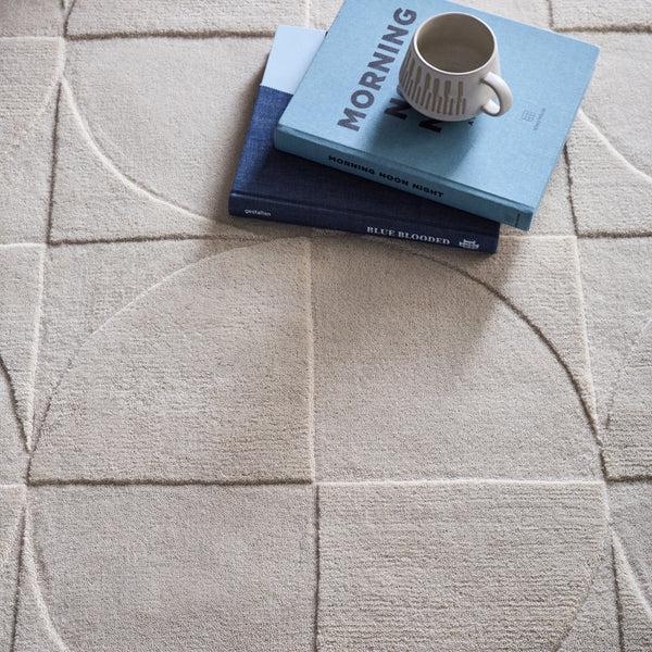 Hug Rug Penny Rug Cream