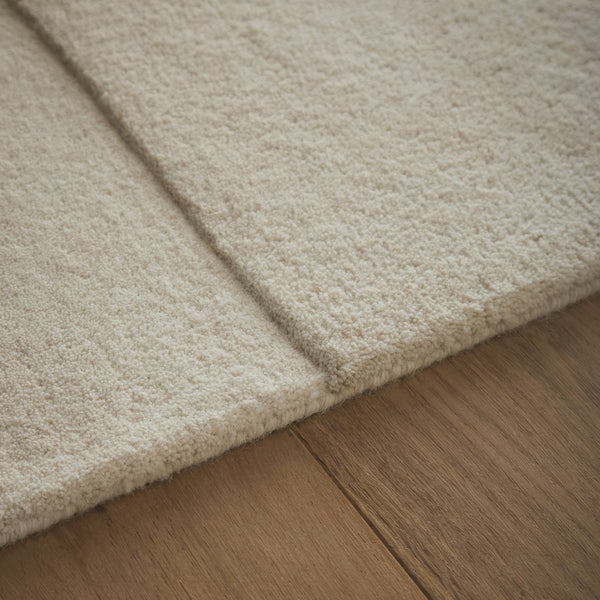 Hug Rug Sculptured Wool Rug Rock Cream