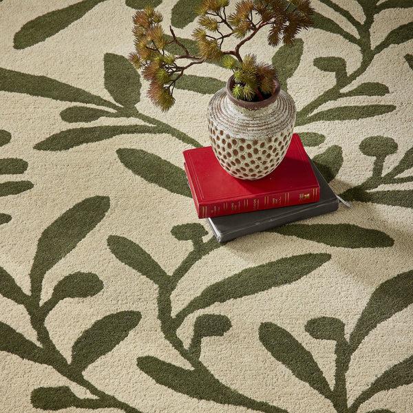 Hug Rug Trailing Leaf Rug
