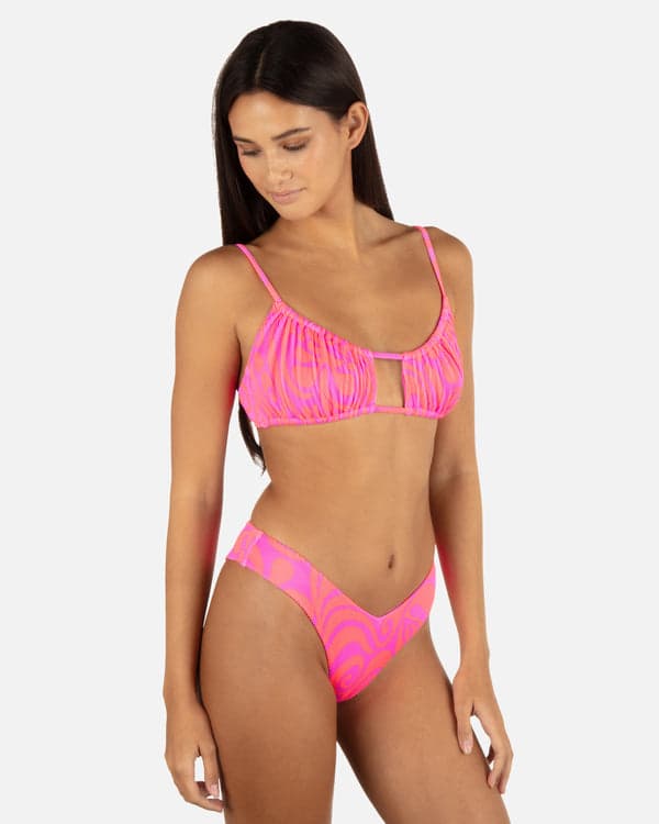 Hurley Trip Hop Scoop Front Bralette Maraschino