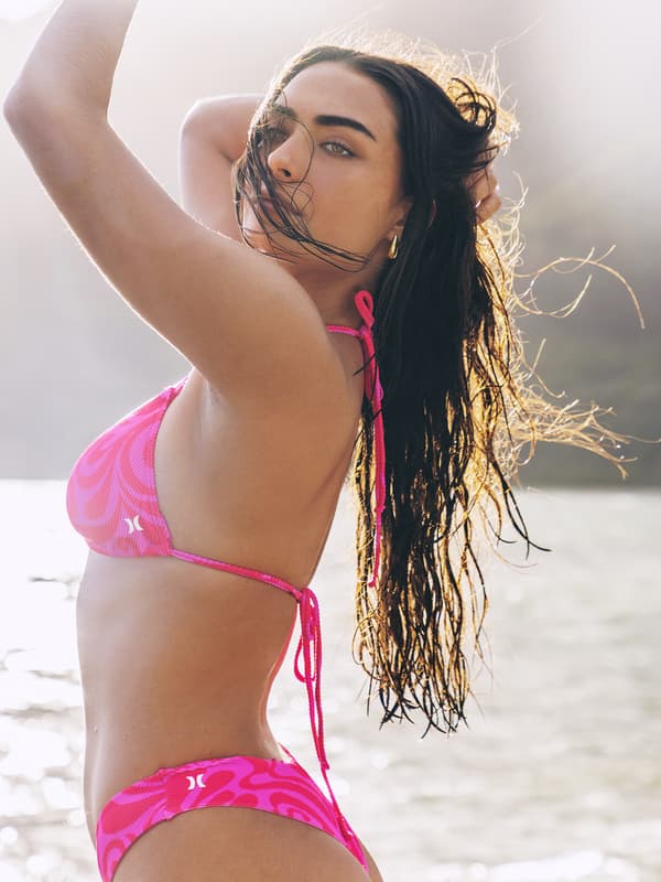 Hurley Trip Hop Ring Triangle Bikini Top Maraschino