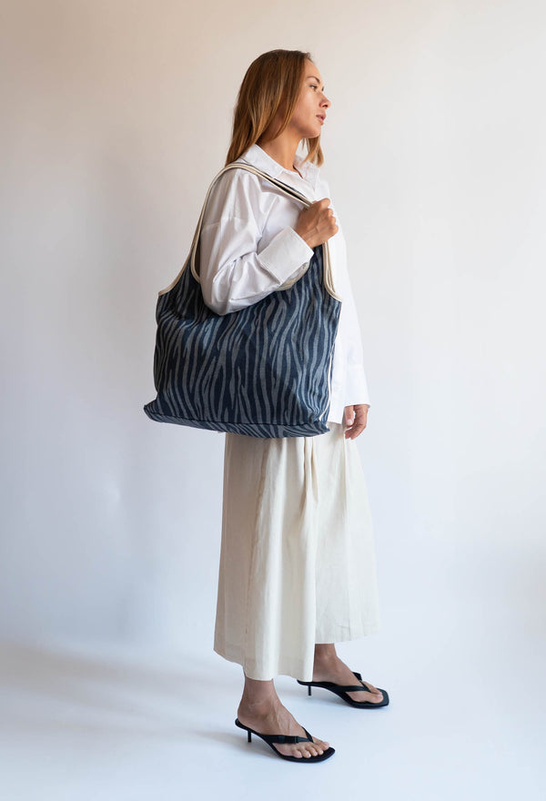 Hvisk CARRY DENIM - Navy Zebra