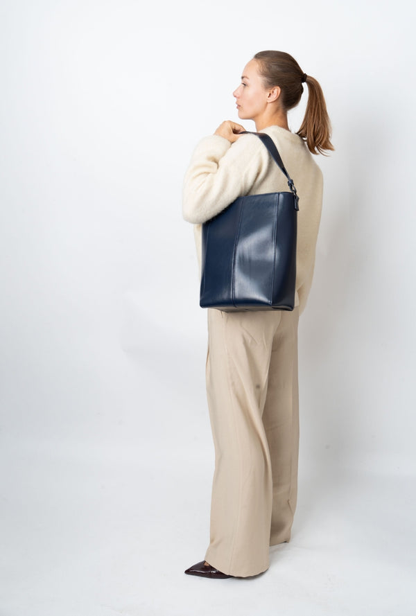 Hvisk CASSET GLOSSY STRUCTURE - Eclipse Blue