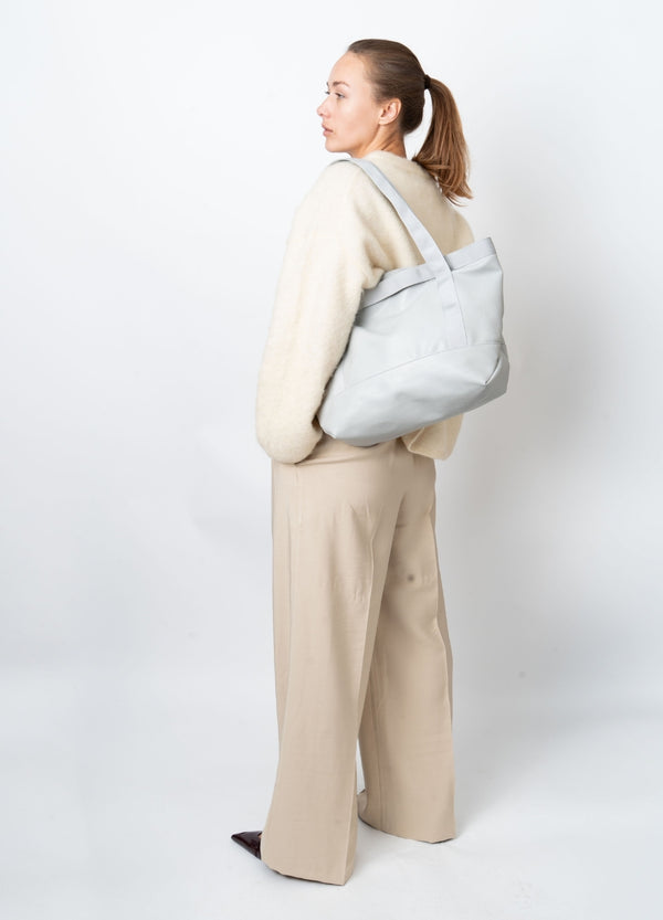 Hvisk FETCH GLOSSY STRUCTURE - Grey Aura