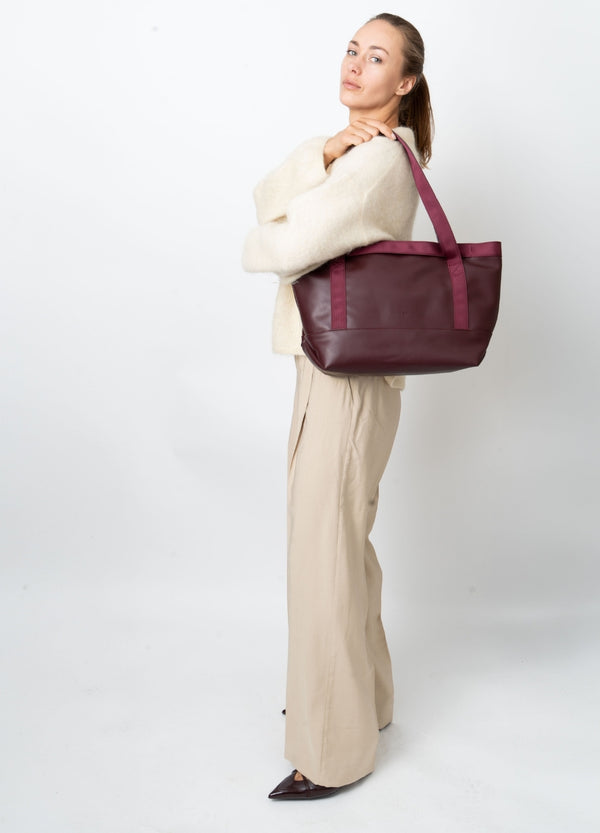 Hvisk FETCH SOFT STRUCTURE - Midnight Plum