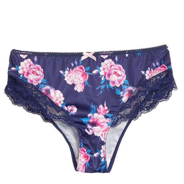 I Saw It First Floral Bra And Brief Set
