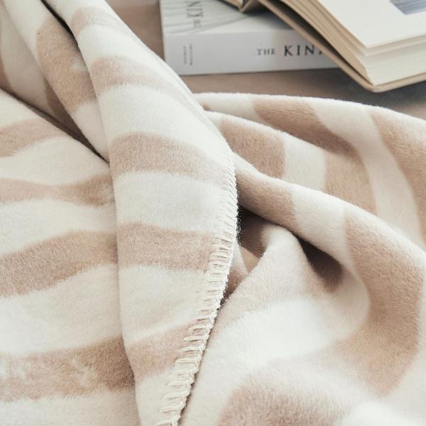 Ibena Beige Geometric Labyrinth Cotton Blend Throw Blanket