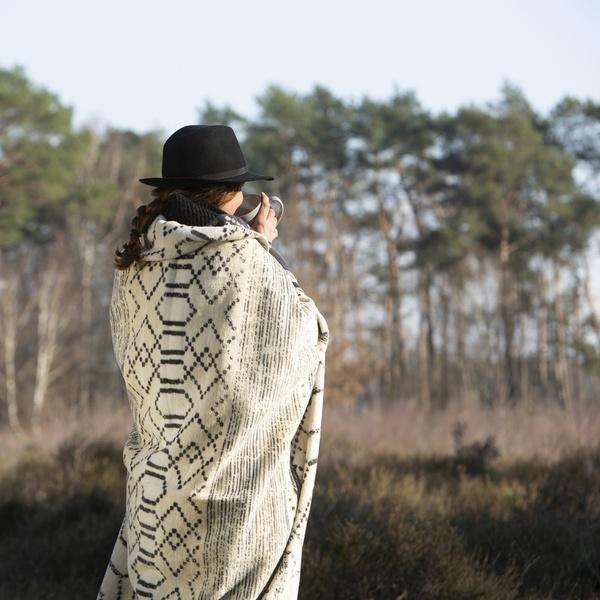 ibena Boho Style Gabbeh Pattern Cream Cotton Blend Throw Blanket