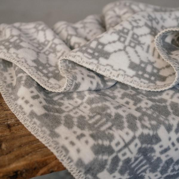 ibena Cotton Blend Intricate Inspired Soft Plush Throw Blanket
