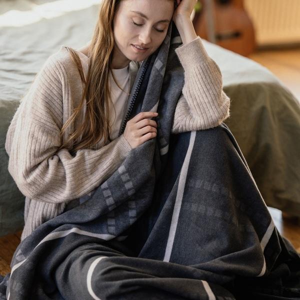 Ibena Grey Cotton Blend Plaid Throw Blanket With A Twist