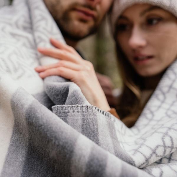 Ibena Modern Fair Isle Patterned Grey / Ivory Throw Blanket