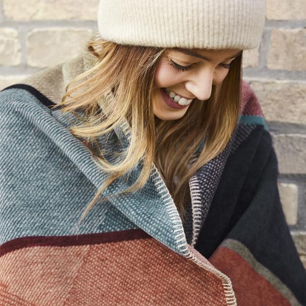 Ibena Multicolor Geometric Contemporary Cotton Blend Throw Blanket