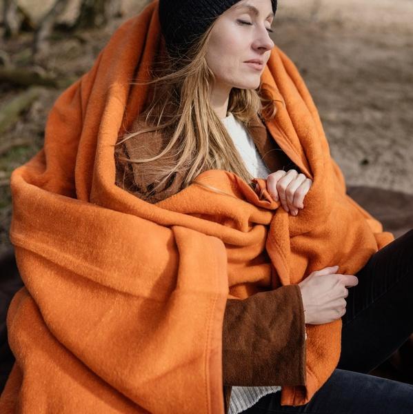 Ibena Plush Solid Colored Cotton Blend Queen Size Bed Blanket