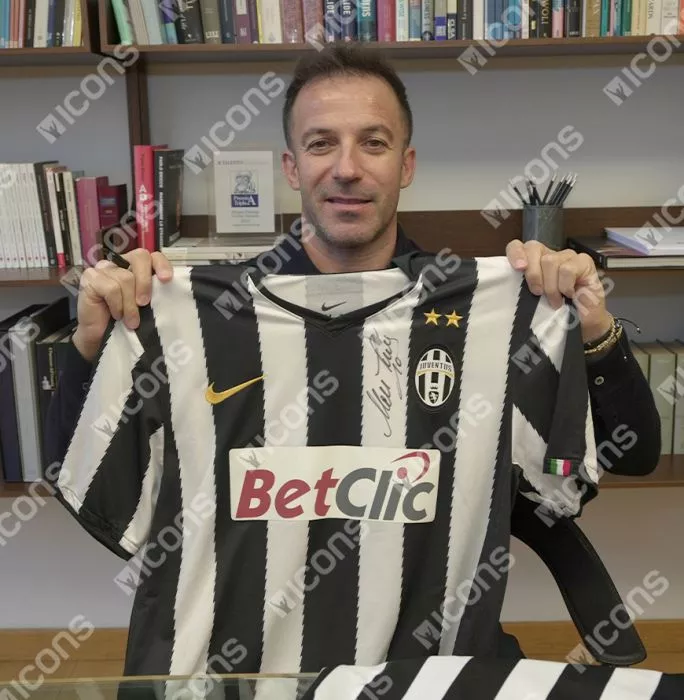 Icons Alessandro Del Piero Front Signed Juventus 2010-11 Home Shirt In Hero Frame: Option 1
