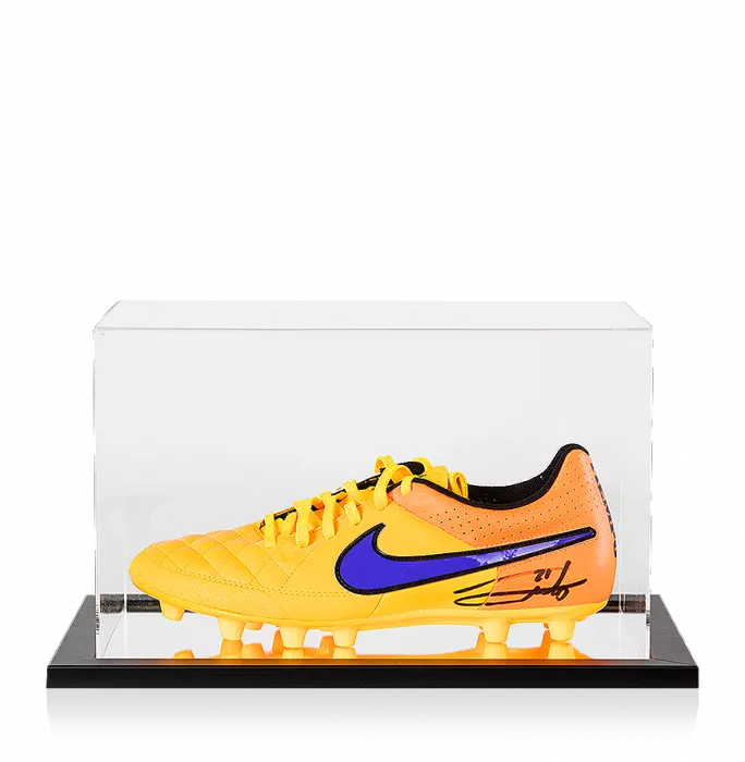 icons Andrea Pirlo Signed Yellow Nike Tiempo Boot In Acrylic Display Case