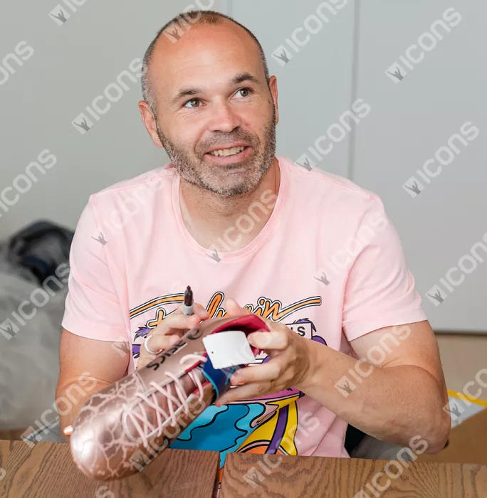 Icons Andres Iniesta Signed Rose Asics Menace Boot In Acrylic Case