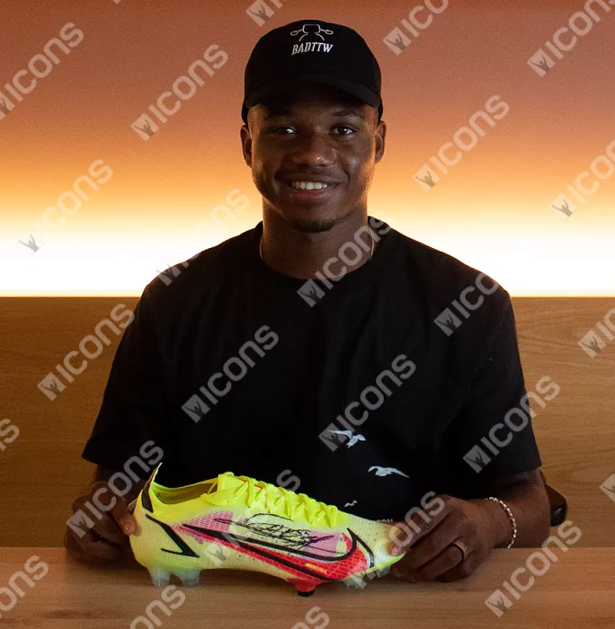 Icons Ansu Fati Signed Nike Mercurial Vapor XIV Elite Boot In Acrylic Case