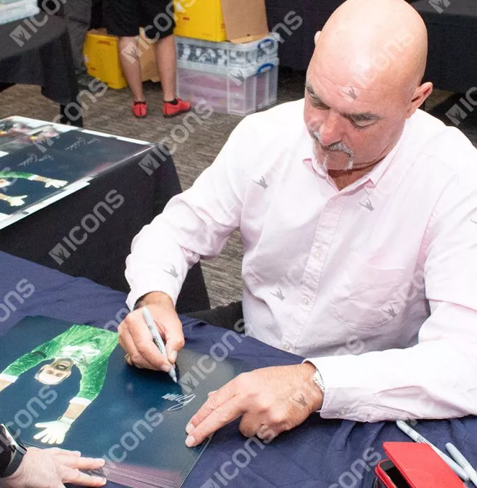 Icons Bruce Grobbelaar Signed Liverpool Photo In Premium Photo Frame